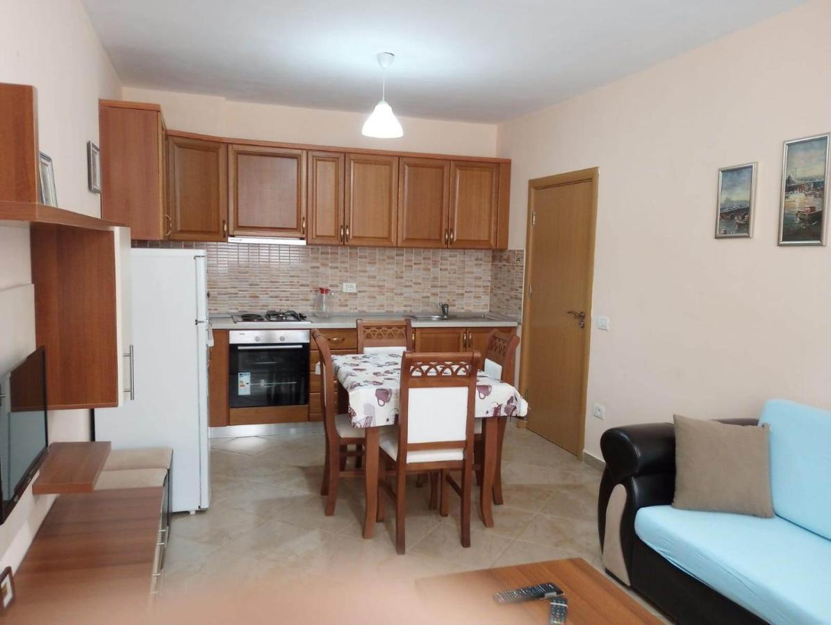 Comfortable Apartment Shëngjin Eksteriør billede