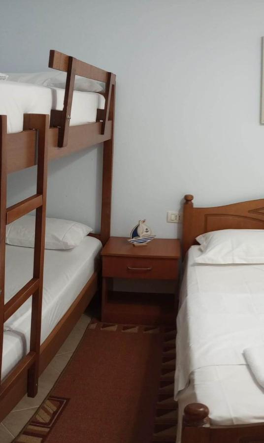 Comfortable Apartment Shëngjin Eksteriør billede